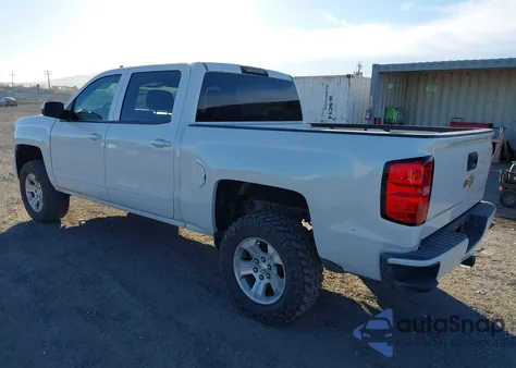 2018 Chevrolet Silverado 1500 2Lt from USA, damaged, VIN 3GCUKREC6JG443639